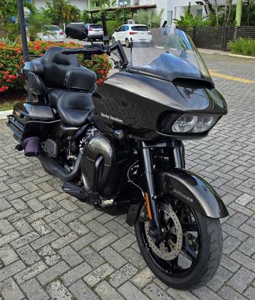 HARLEY-DAVIDSON ROAD GLIDE LIMITED 